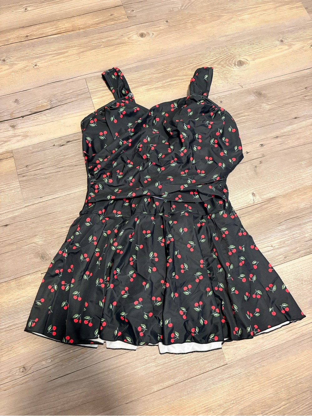 Swim dress XXL black with cherries XXL new without tags